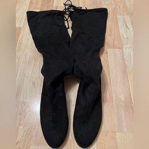 Steve Madden Orlene Suede high knee boots. Women’s size 8.